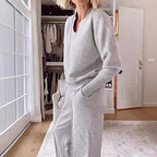 Women's Solid Color V-neck Top & Pants Two-piece Set