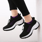 Comfortable women's shoes with air cushion support to reduce back and knee stress